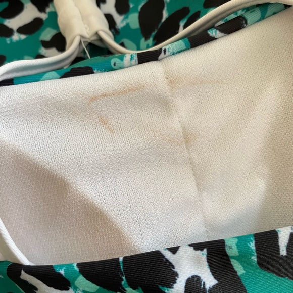 Hurley 2-Piece 1X Swimsuit - Picture 6 of 7